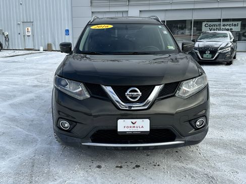 Used 2016 Nissan Rogue SL w/ SL Premium Package image 2
