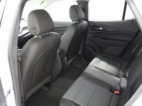 New 2026 Chevrolet Trax LT w/ Sunroof Package image 18