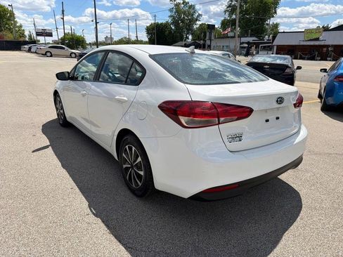 Used 2017 Kia Forte LX FWD image 6