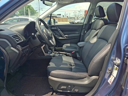 Used 2017 Subaru Forester 2.5i Touring AWD/4WD image 13
