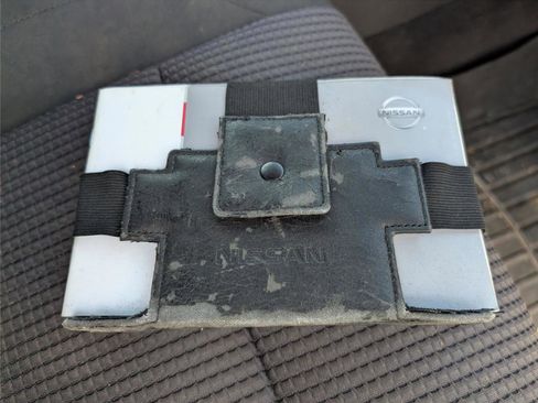 Used 2011 Nissan Titan SV w/ SV Value Truck Pkg image 39