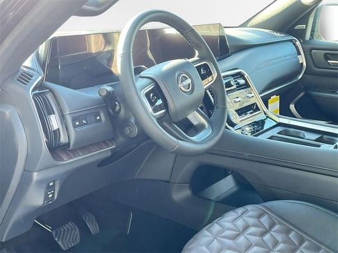 New 2025 Nissan Armada Platinum AWD/4WD image 10