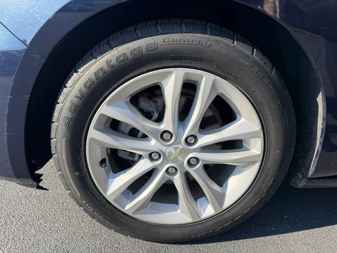 Used 2016 Chevrolet Malibu LT FWD image 24