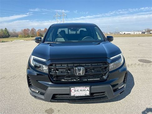 Used 2025 Honda Ridgeline Black Edition image 16