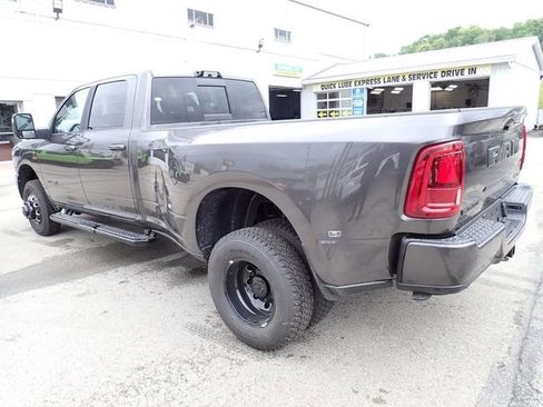 New 2026 RAM 3500 Laramie AWD/4WD image 3