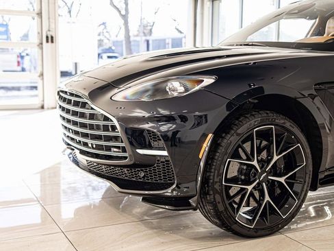 New 2026 Aston Martin DBX 707 image 4