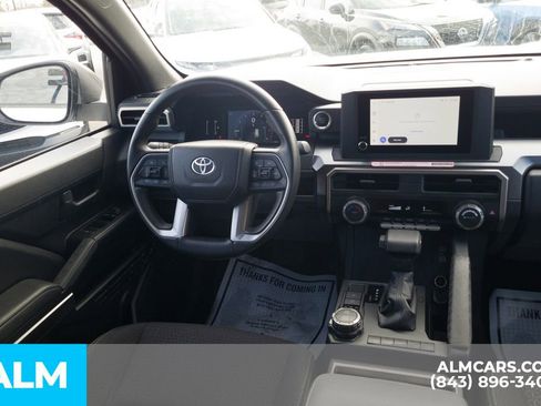 Used 2025 Toyota 4Runner SR5 image 21