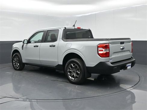 Used 2022 Ford Maverick XLT w/ XLT Luxury Package image 6