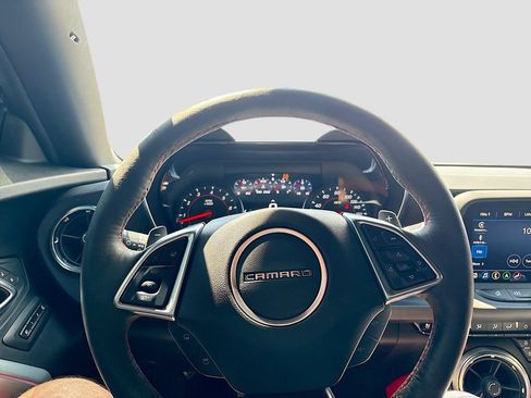 Used 2021 Chevrolet Camaro ZL1 RWD image 11