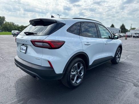 Used 2025 Ford Escape ST-Line Select AWD/4WD image 26