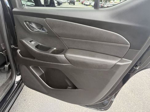 Used 2023 Chevrolet Traverse Premier w/ LPO, Floor Liner Package FWD image 29