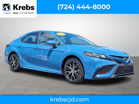 Used 2024 Toyota Camry SE FWD image 1
