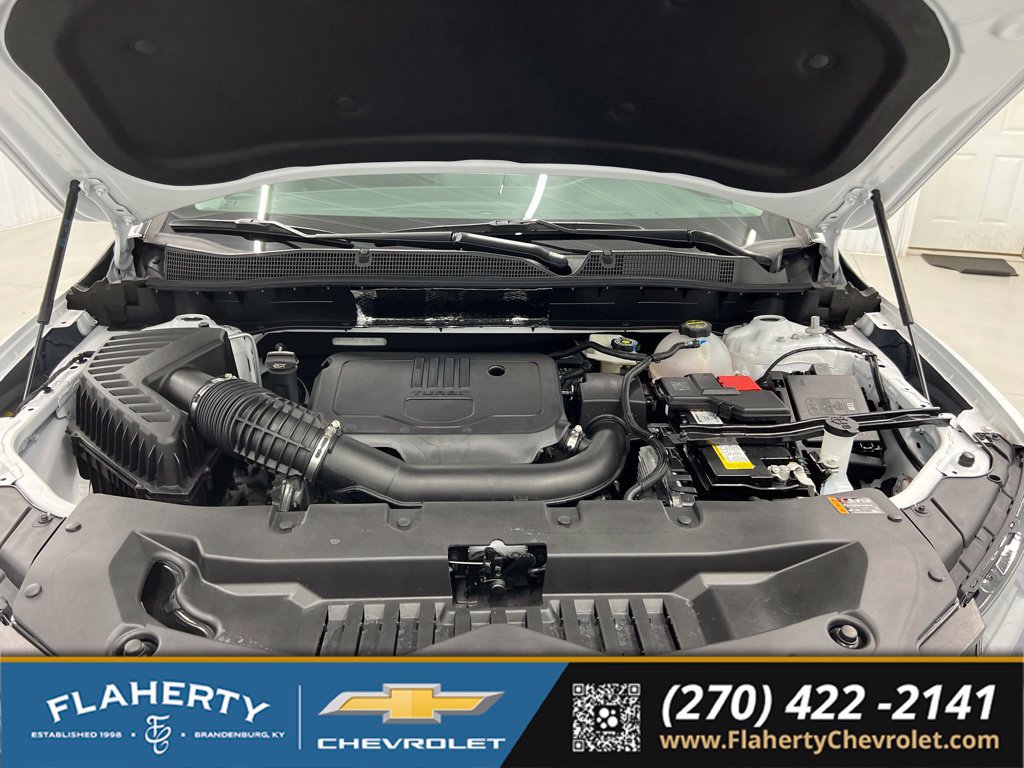 Used 2025 Chevrolet Blazer LT w/ Midnight/Sport Edition FWD image 16