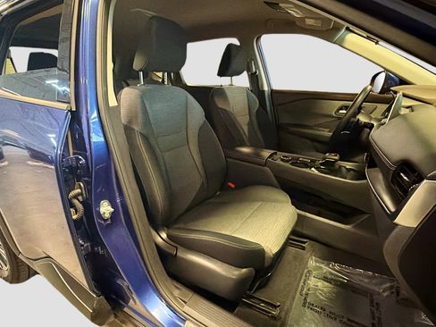 Used 2021 Nissan Rogue SV image 31