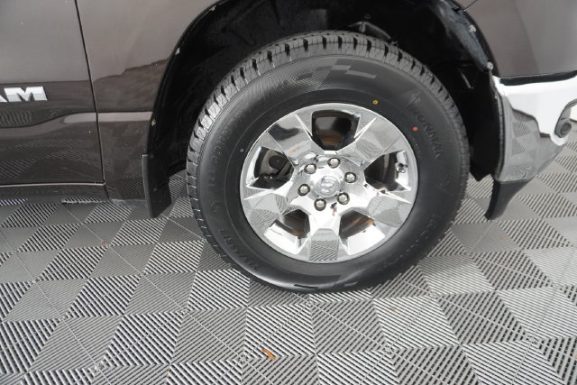 Used 2019 RAM 1500 Big Horn RWD image 15