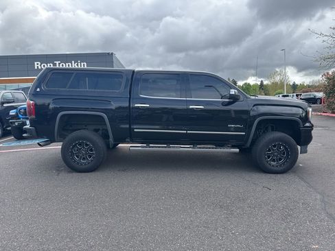 Used 2018 GMC Sierra 1500 Denali image 8