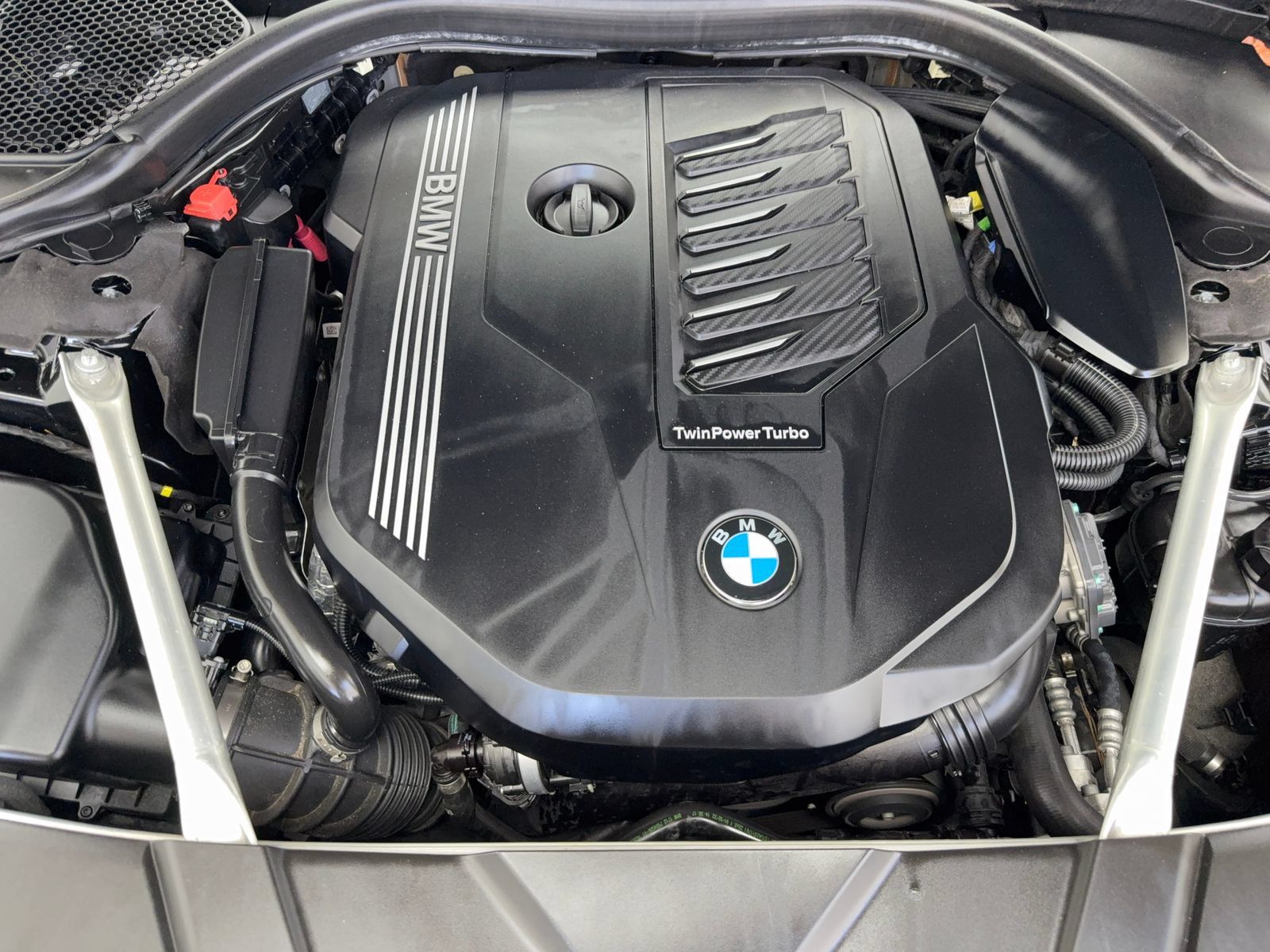 Used 2022 BMW 740i RWD image 55