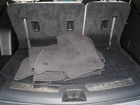 Certified 2023 Buick Enclave Essence image 10