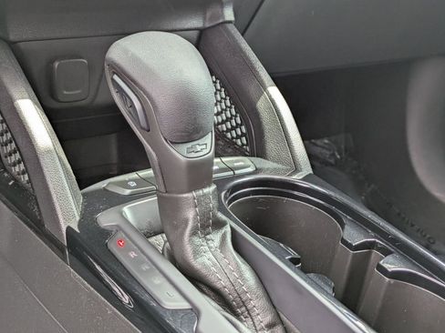 Used 2025 Chevrolet TrailBlazer LT AWD/4WD image 23