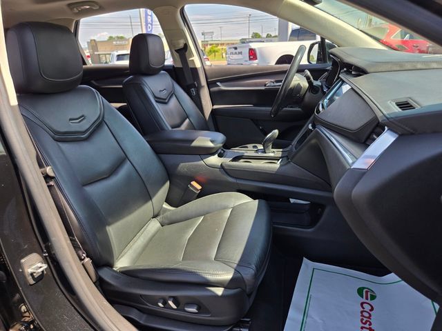 Used 2018 Cadillac XT5 Luxury w/ Driver Awareness Package FWD image 21