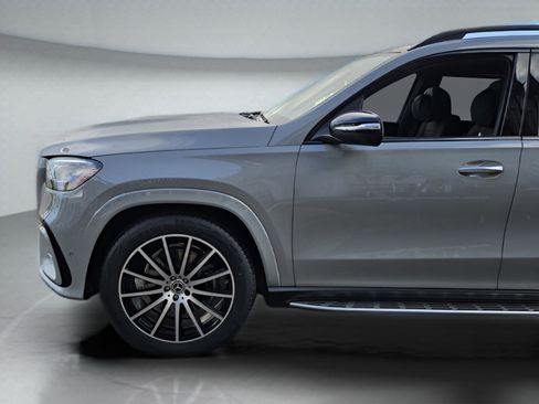 New 2026 Mercedes-Benz GLS 580 4MATIC image 43