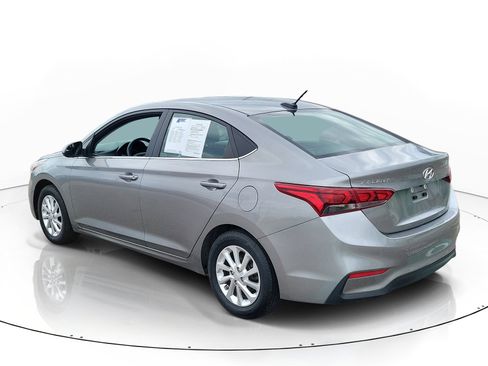 Used 2021 Hyundai Accent SEL FWD image 4