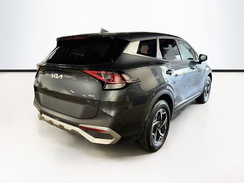 Used 2024 Kia Sportage LX AWD/4WD image 7
