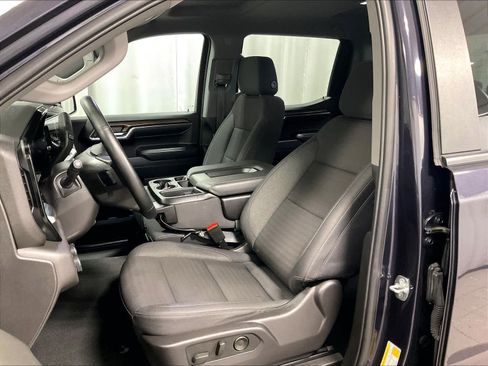 Used 2024 Chevrolet Silverado 1500 LT image 10