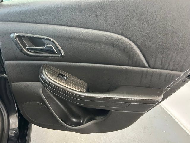 Used 2015 Chevrolet Malibu LTZ FWD image 26