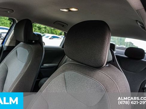 Used 2025 Kia K4 FWD image 18