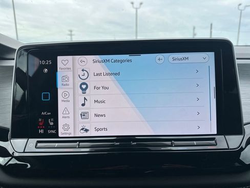 New 2026 Volkswagen Atlas Cross Sport SE AWD/4WD image 21