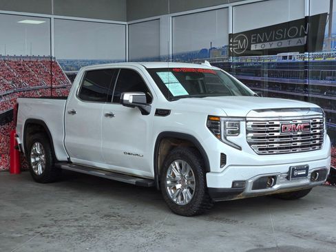 Used 2022 GMC Sierra 1500 Denali image 1