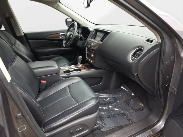 Used 2018 Nissan Pathfinder Platinum FWD image 34
