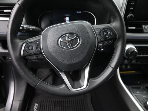 Used 2020 Toyota RAV4 XSE AWD/4WD image 19