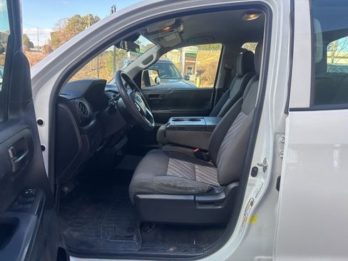 Used 2018 Toyota Tundra SR image 6