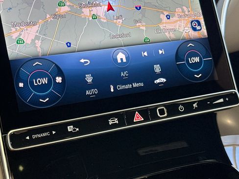 New 2025 Mercedes-Benz C 300 Sedan image 20