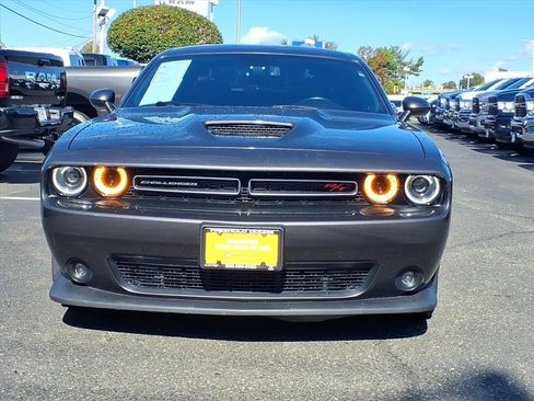 Certified 2022 Dodge Challenger R/T image 2