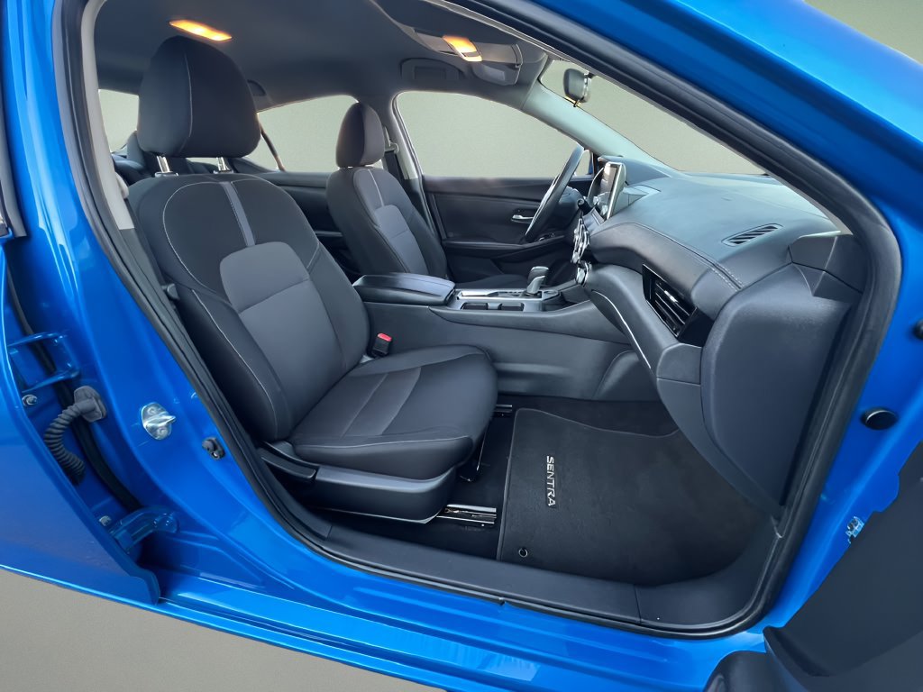 Used 2024 Nissan Sentra SV FWD image 24