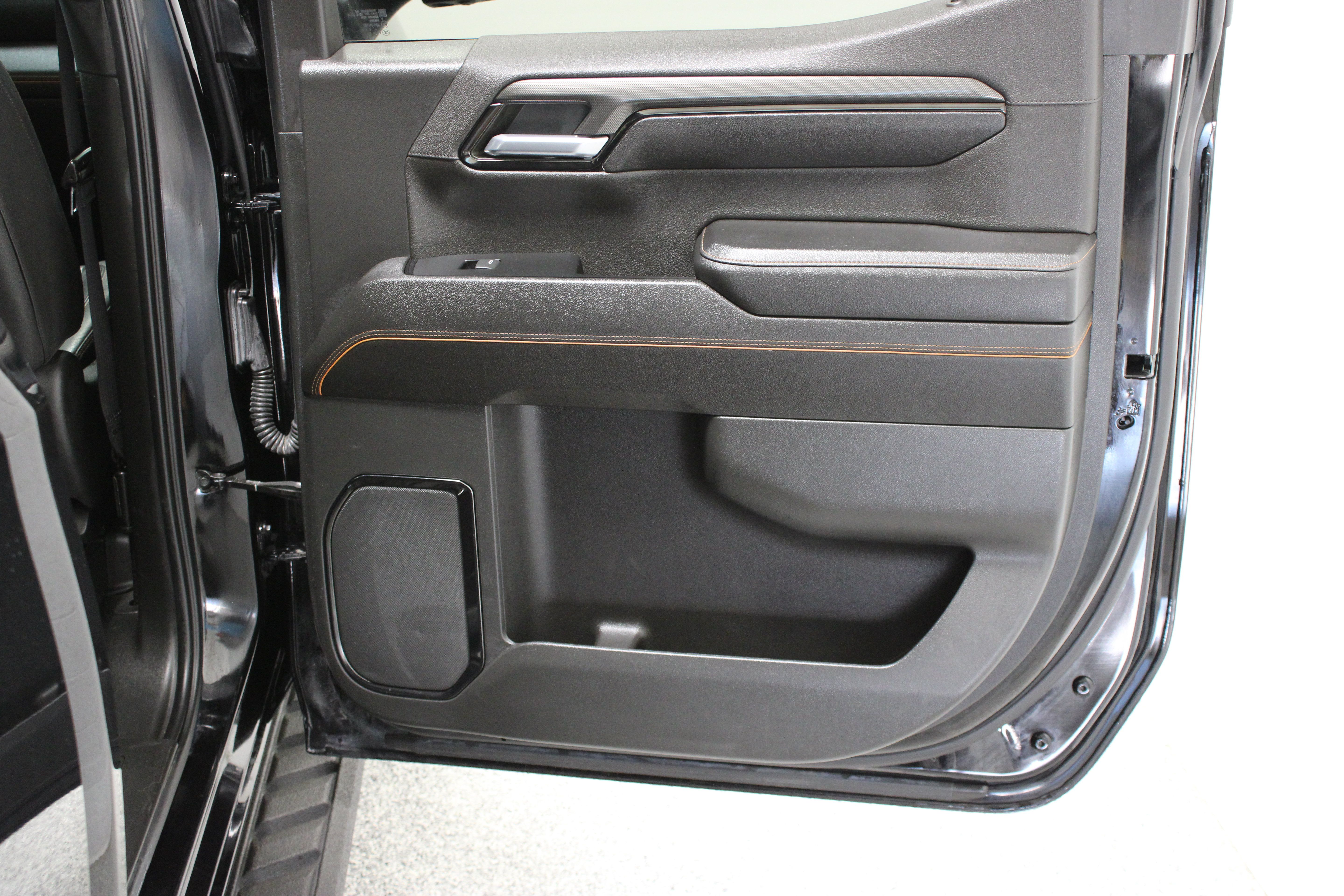 Used 2023 GMC Sierra 1500 AT4 w/ AT4 Preferred Package AWD/4WD image 38
