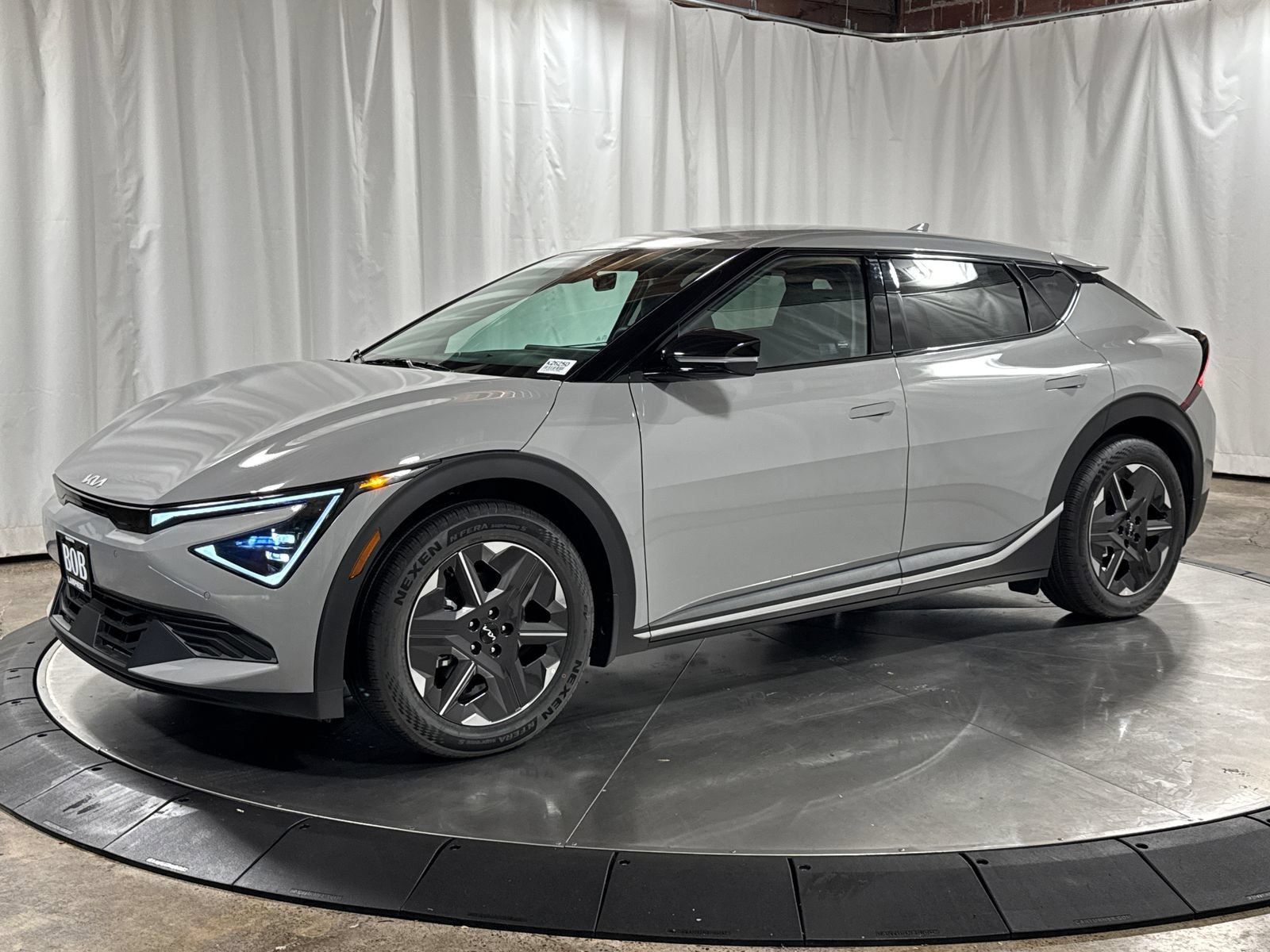New 2026 Kia EV6 Light AWD/4WD image 1
