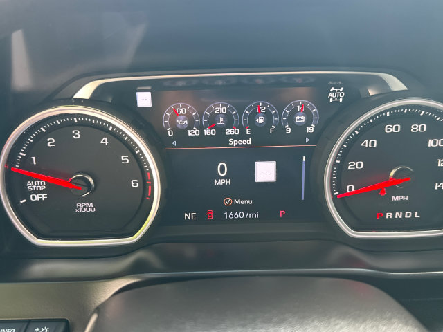 Used 2019 Chevrolet Silverado 1500 High Country w/ Technology Package AWD/4WD image 28