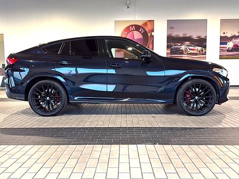 Used 2022 BMW X6 xDrive40i w/ Executive Package image 5