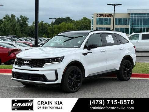 Used 2023 Kia Sorento SX AWD/4WD image 3