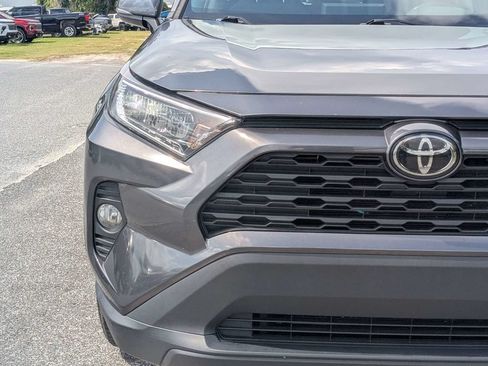 Used 2021 Toyota RAV4 XLE FWD image 8