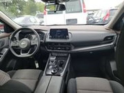 Used 2023 Nissan Rogue SV AWD/4WD image 26