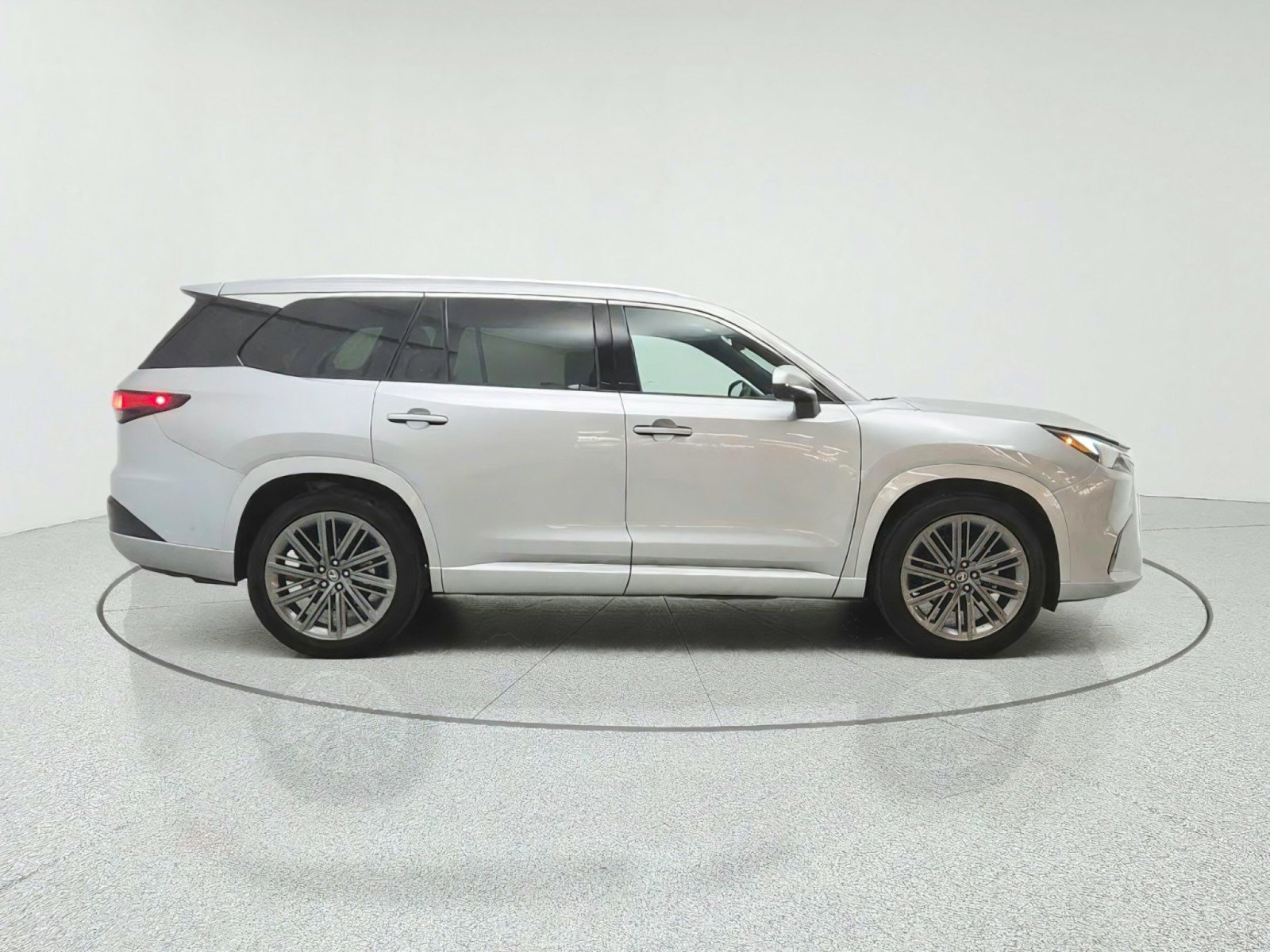 Used 2026 Lexus TX 350 AWD w/ Technology Package image 4