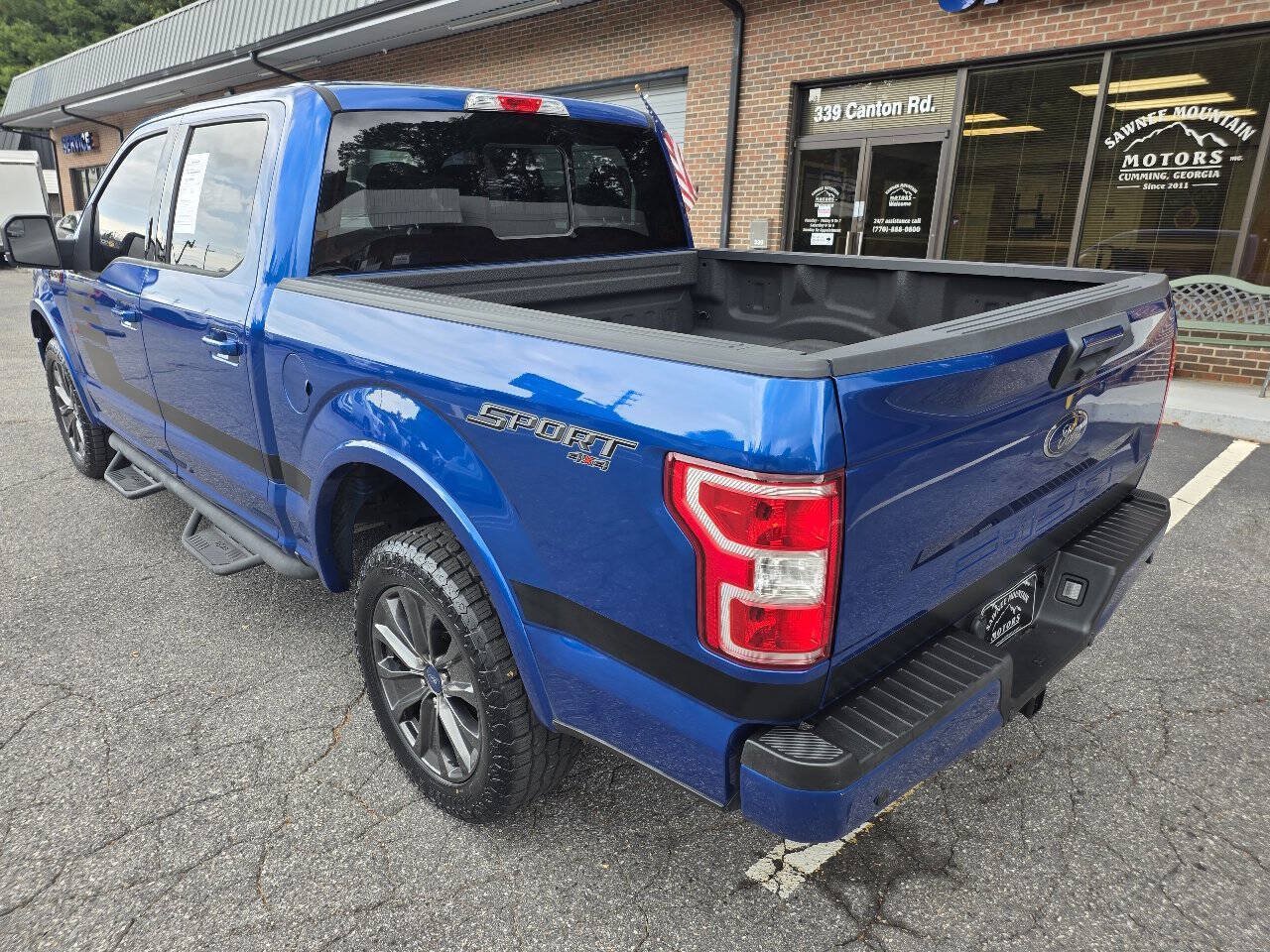Used 2018 Ford F150 XLT w/ Equipment Group 302A Luxury AWD/4WD image 4
