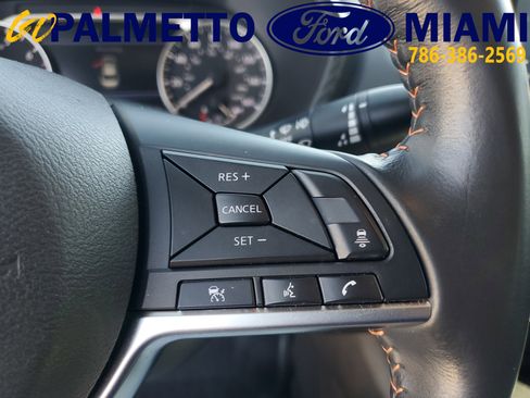 Used 2023 Nissan Sentra SR w/ Electronics Package image 18