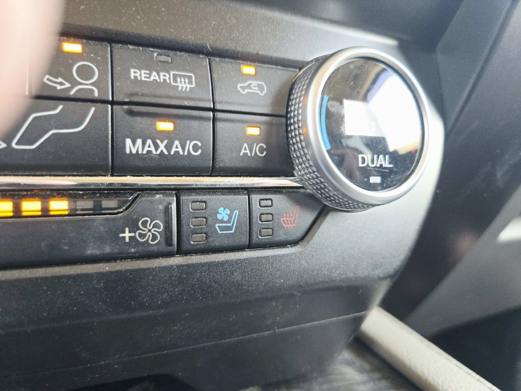 Used 2021 Ford Expedition Limited AWD/4WD image 29