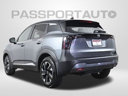 Used 2025 Nissan Kicks SV w/ SV Premium Package image 7